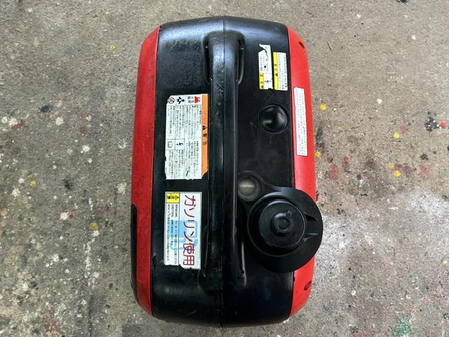 発電機 IEG1600M-Y 写真９