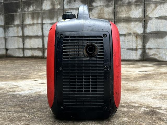 発電機 IEG1600M-Y 写真８