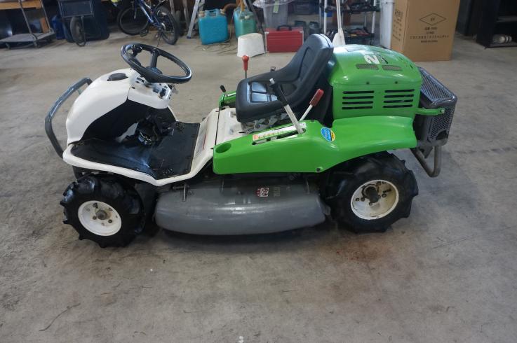 草刈機 RM980 写真４