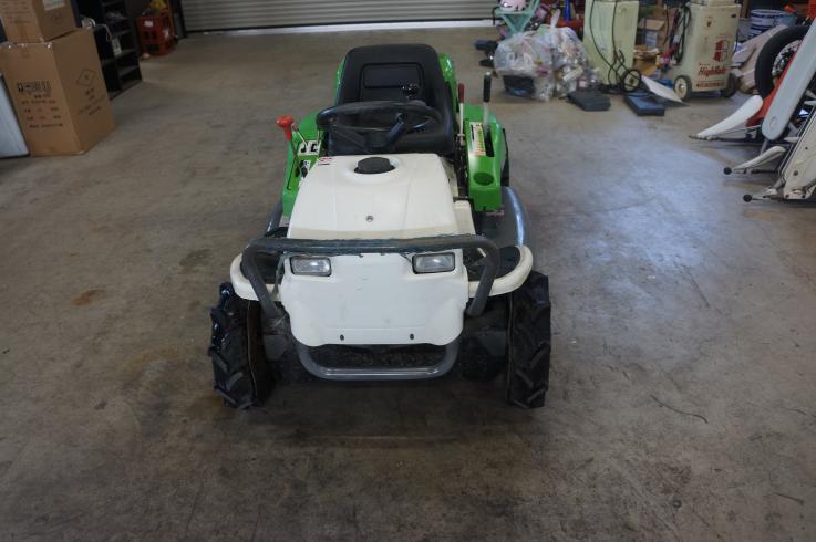 草刈機 RM980 写真３