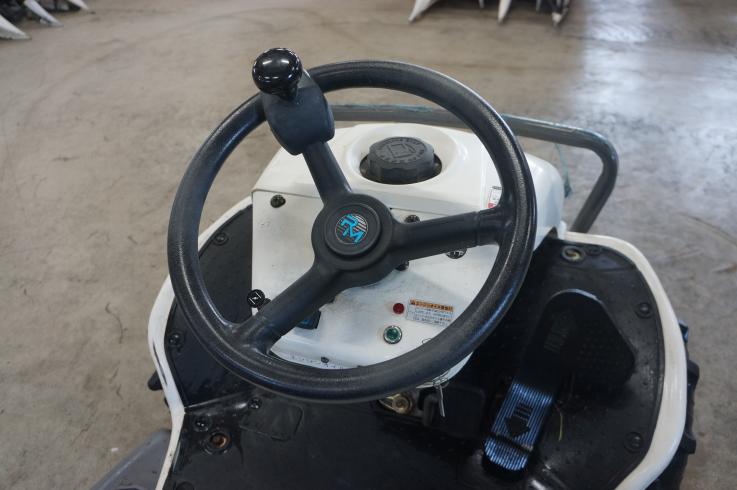 草刈機 RM980 写真８