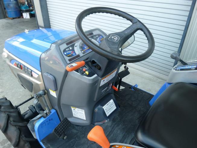 トラクター TH265B 写真９