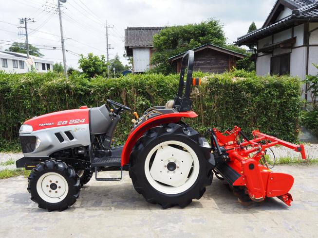 トラクター EG224X 写真２