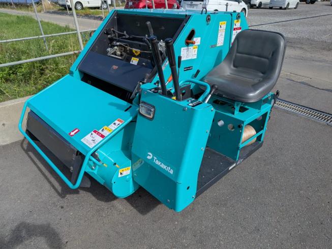タカキタ ロールベーラー 写真
