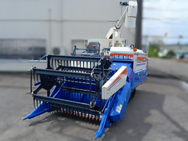 イセキ 汎用コンバイン 写真