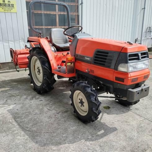 トラクター GL240 写真２