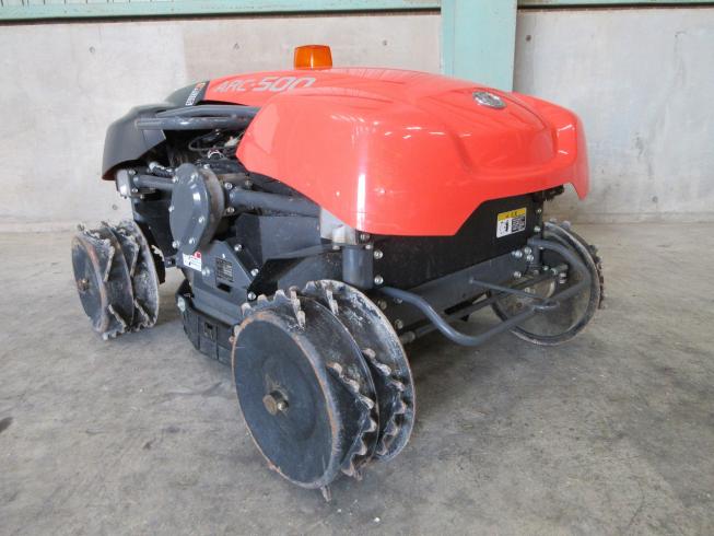 クボタ ラジコン草刈り機 写真