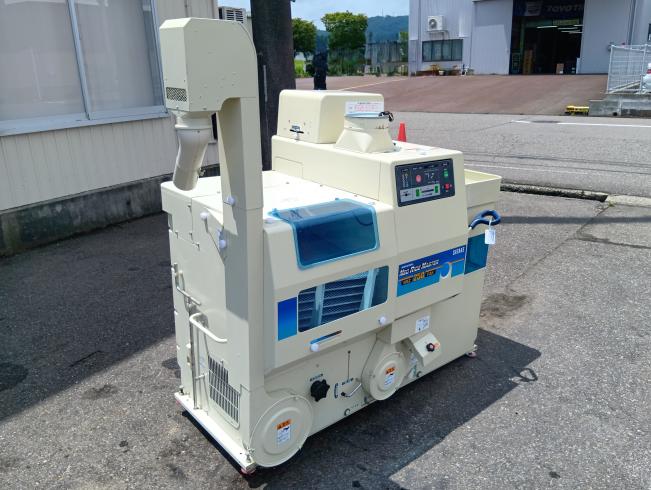 サタケ 籾摺機 写真