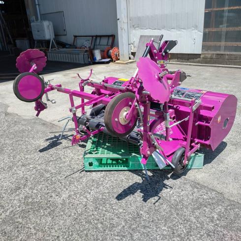 ササオカ 畝立機 写真