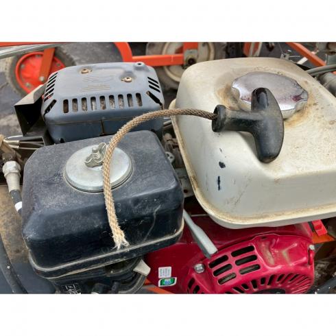 支柱打込機 TP-1500FC 写真９