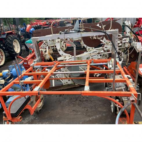 支柱打込機 TP-1500FC 写真４