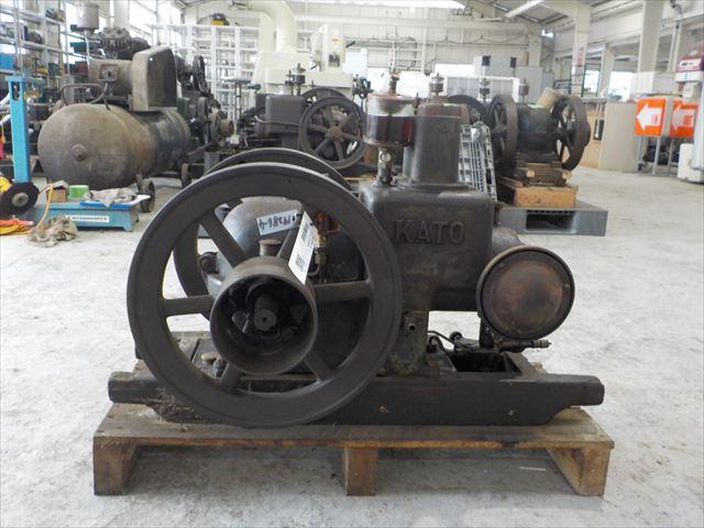 発動機 2SB 写真４