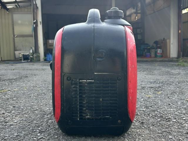 発電機 IEG1600M-Y 写真８