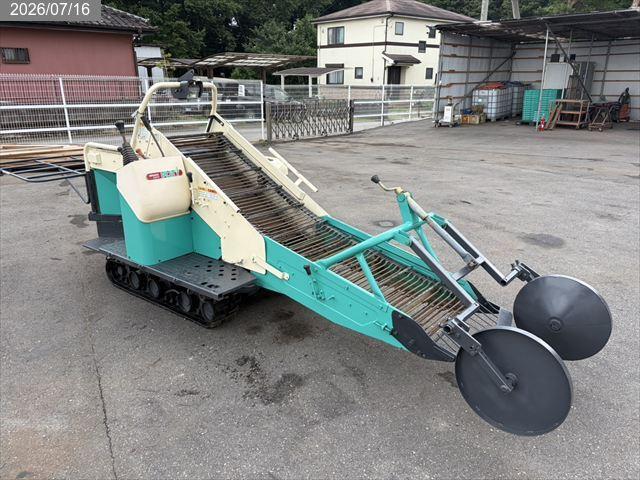 コバシ ポテトハーベスター 写真