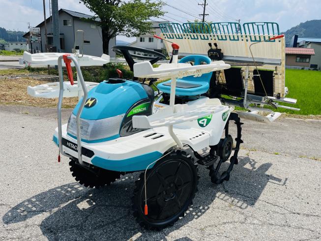 日立(クボタ) 田植機 写真