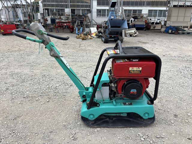 転圧機 MVH-150DSA 写真２
