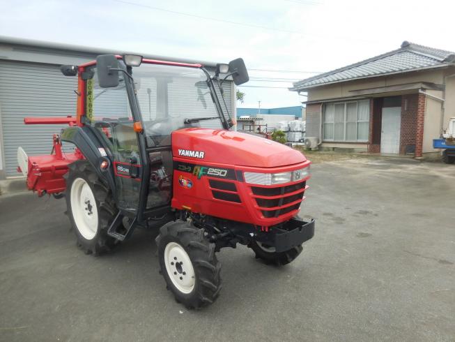 トラクター AF250Q 写真２