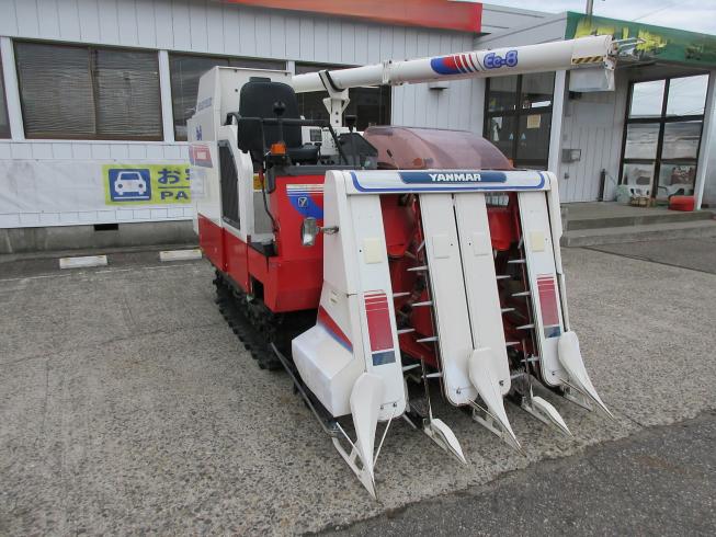 ヤンマー コンバイン 写真