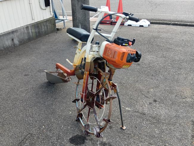 共立 溝切機 写真