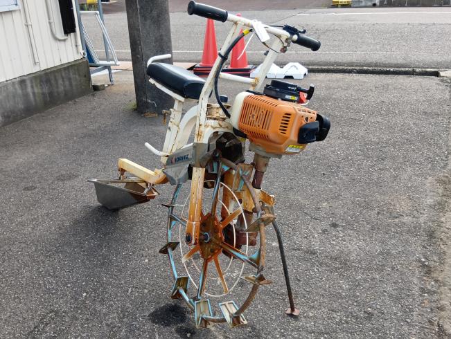 共立 溝切機 写真