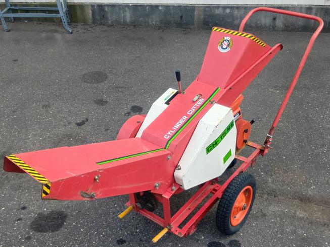 サイトー 裁断機 写真