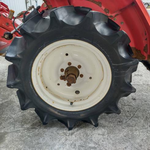 トラクター MT135 写真９