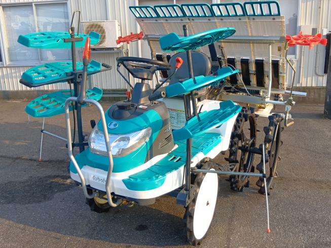 クボタ 田植機 写真