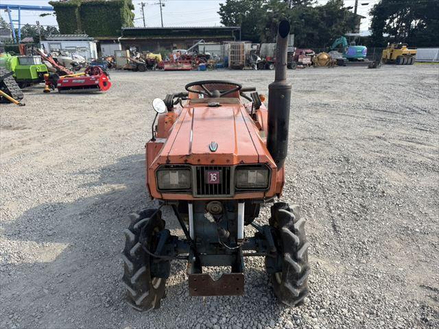 トラクター B1402 写真５