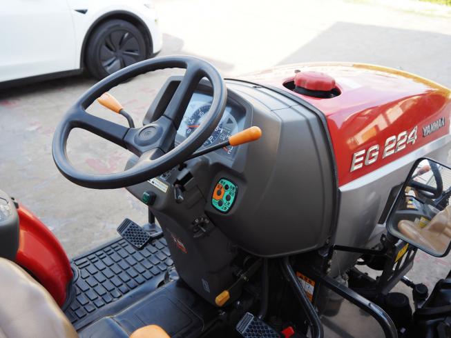 トラクター EG224 写真６