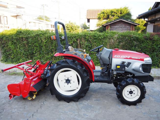 トラクター EG224 写真２