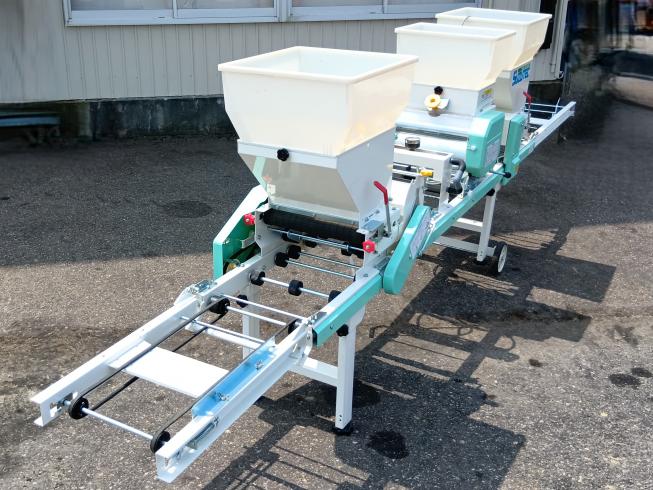 スズテック 播種機 写真