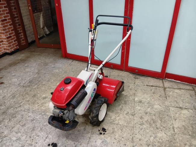 イセキ 耕運機 写真