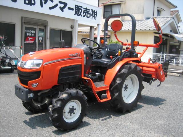 トラクター KB21XMA 写真２