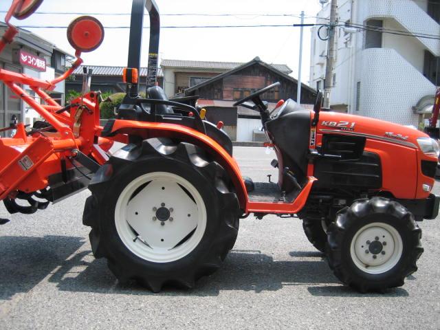 トラクター KB21XMA 写真５