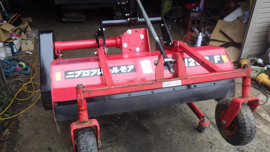 草刈機 FNC1202F 写真２