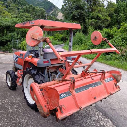 トラクター T22 写真４