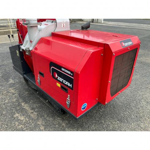 ウッドチッパー SR3000-2 写真２