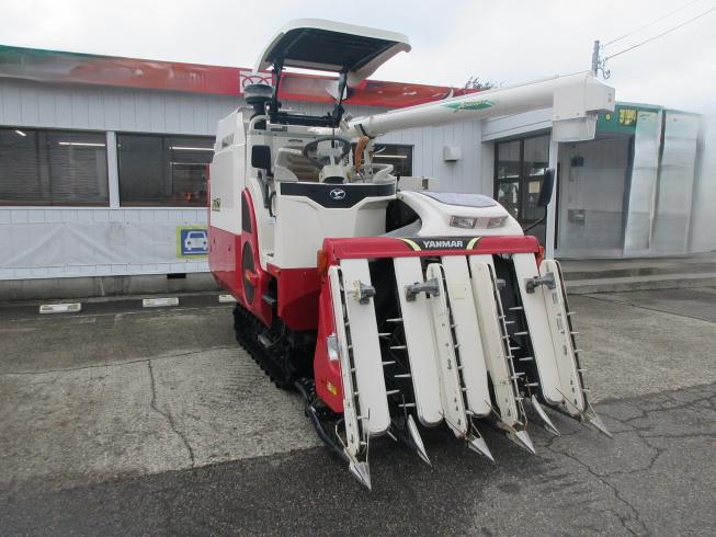 ヤンマー コンバイン 写真