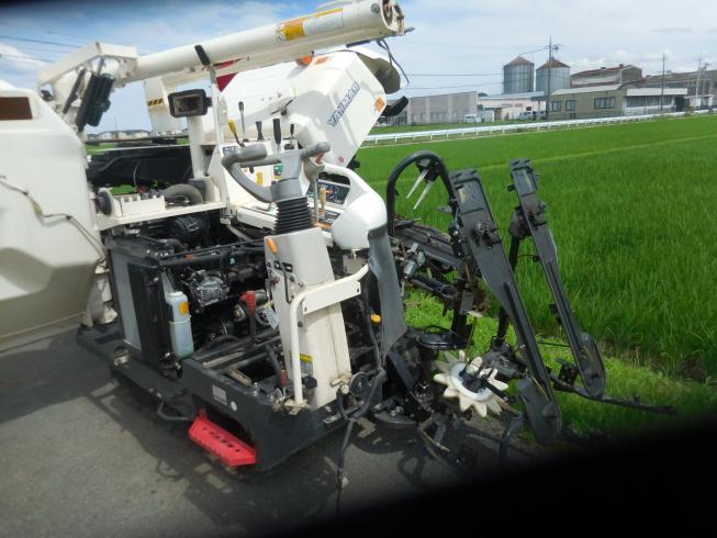 コンバイン AJ219 写真２