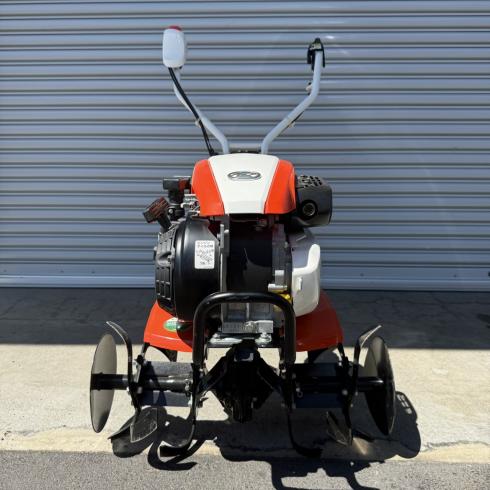 クボタ 耕運機 写真