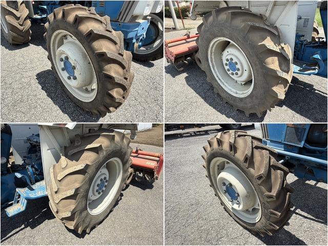 トラクター 4610 写真８