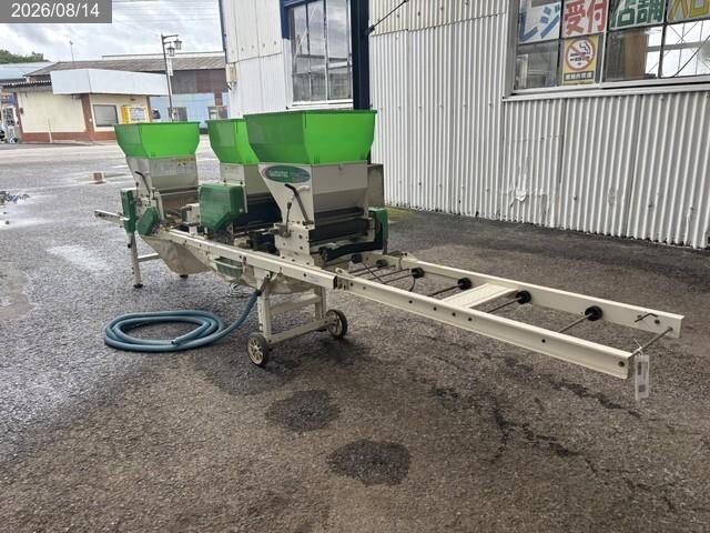 スズテック 全自動播種機 写真