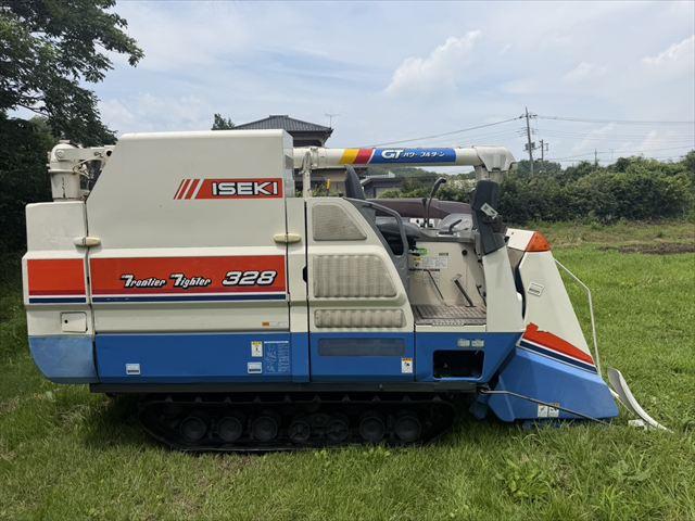 コンバイン HF328G 写真２