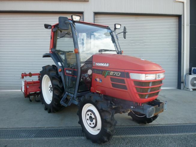トラクター AF270 写真２
