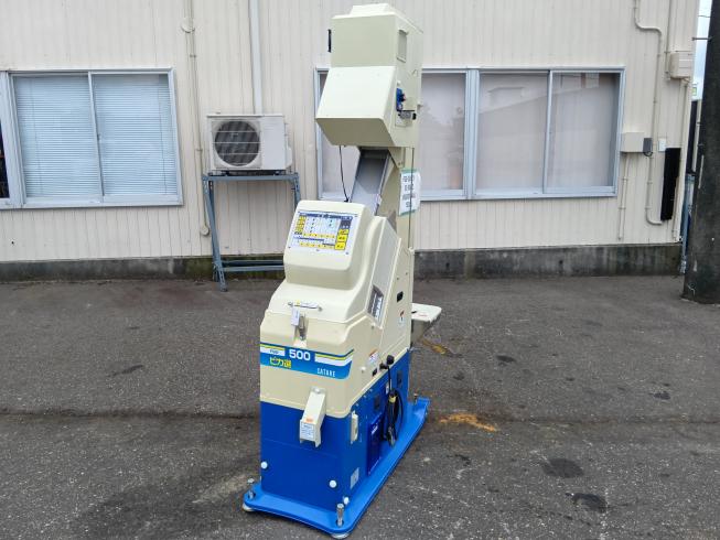 サタケ 色彩選別機 写真