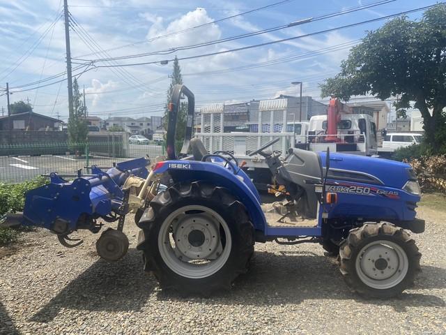 トラクター ATK250 写真４