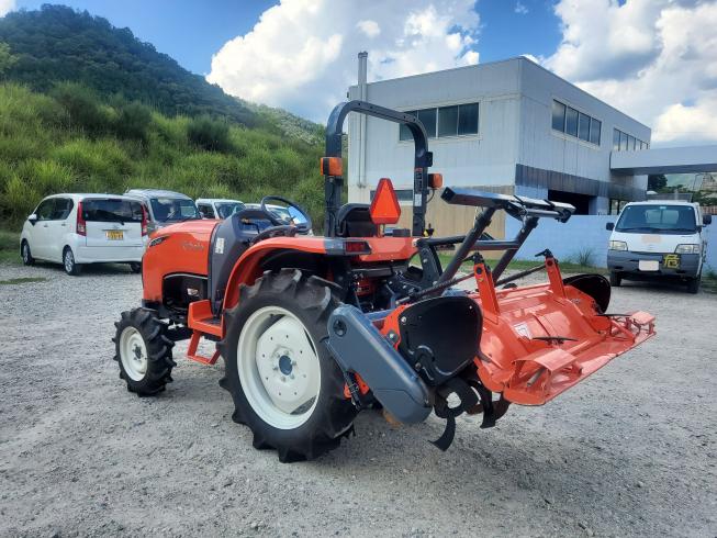 トラクター FT240BMAJ 写真４