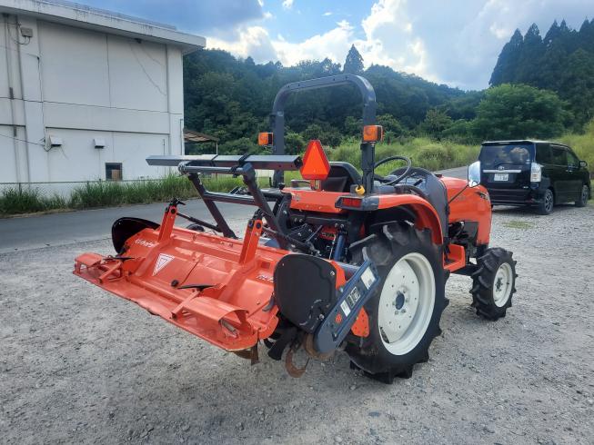 トラクター FT240BMAJ 写真３
