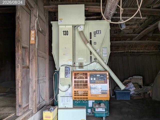 シズオカ 穀物乾燥機 写真