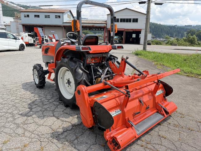 トラクター TZ210(クボタKT210) 写真４